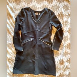 Women's Athleta Celebration Ponte Knit Dress Black Size MP‎